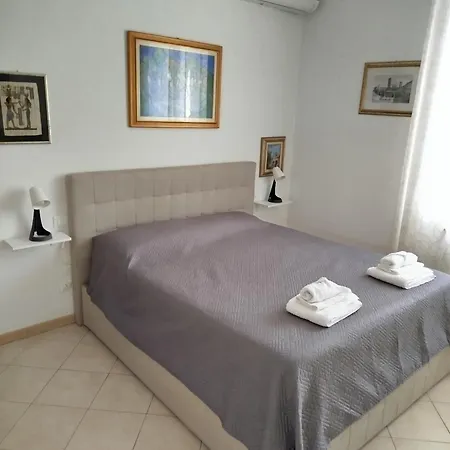 Handy Location Lejlighed *