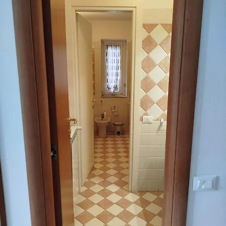 Handy Location Apartamento La Spezia